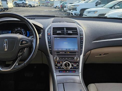 Used 2019 Lincoln MKZ Reserve image 13