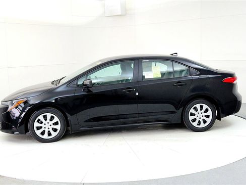 New 2026 Toyota Corolla LE image 3