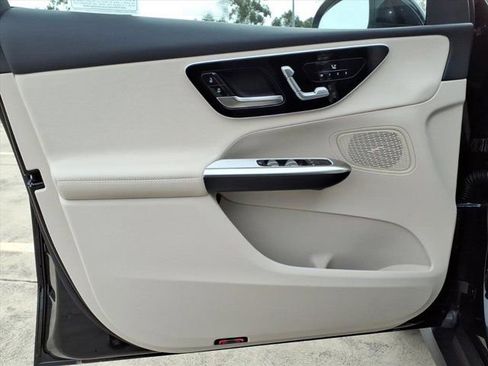 New 2026 Mercedes-Benz GLC 300 GLC 300 image 12