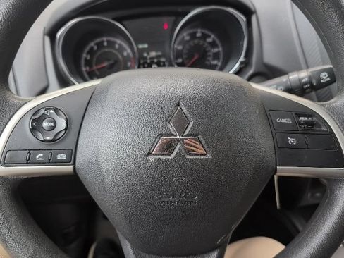 Used 2024 Mitsubishi Outlander Sport ES AWD/4WD image 23