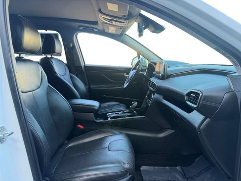 Used 2019 Hyundai Santa Fe FWD image 17