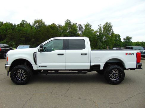 Used 2025 Ford F250 XLT AWD/4WD image 24