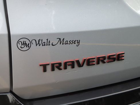Used 2021 Chevrolet Traverse Premier w/ Redline Edition FWD image 34