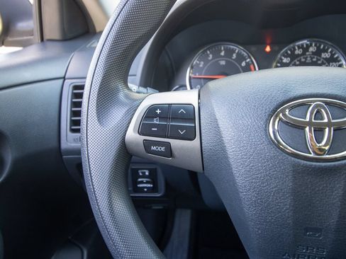 Used 2013 Toyota Corolla S FWD image 30