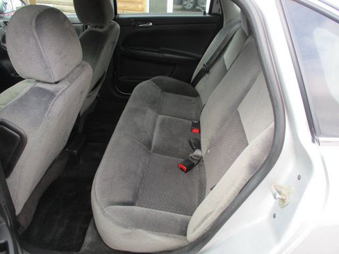 Used 2012 Chevrolet Impala LS FWD image 19