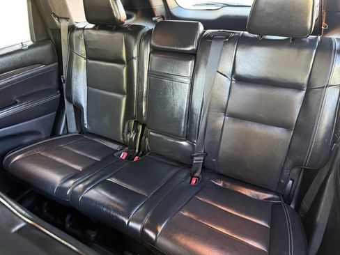 Used 2016 Jeep Grand Cherokee Overland w/ Advanced Technology Group AWD/4WD image 11