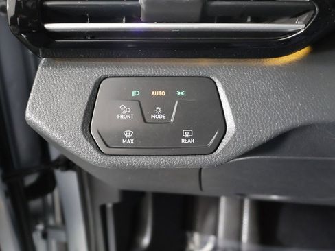 Used 2021 Volkswagen ID.4 Pro S image 36