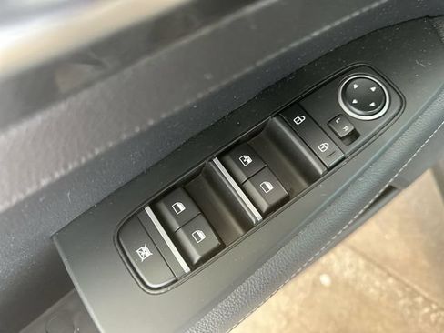 Certified 2022 Kia Forte GT-Line FWD image 17