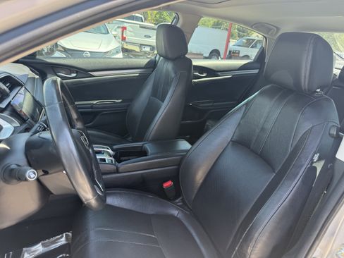 Used 2016 Honda Civic Touring image 13