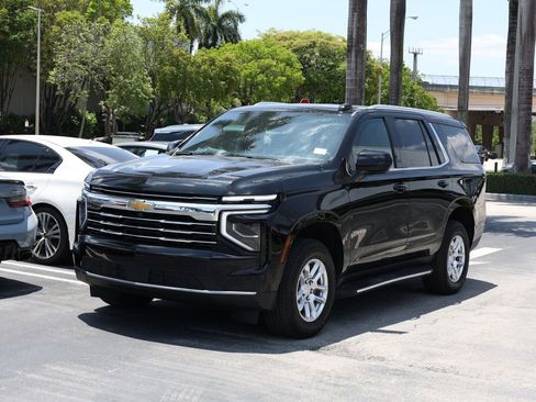 Used 2025 Chevrolet Tahoe LT AWD/4WD image 1