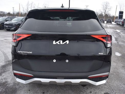 Certified 2023 Kia Sportage EX image 4
