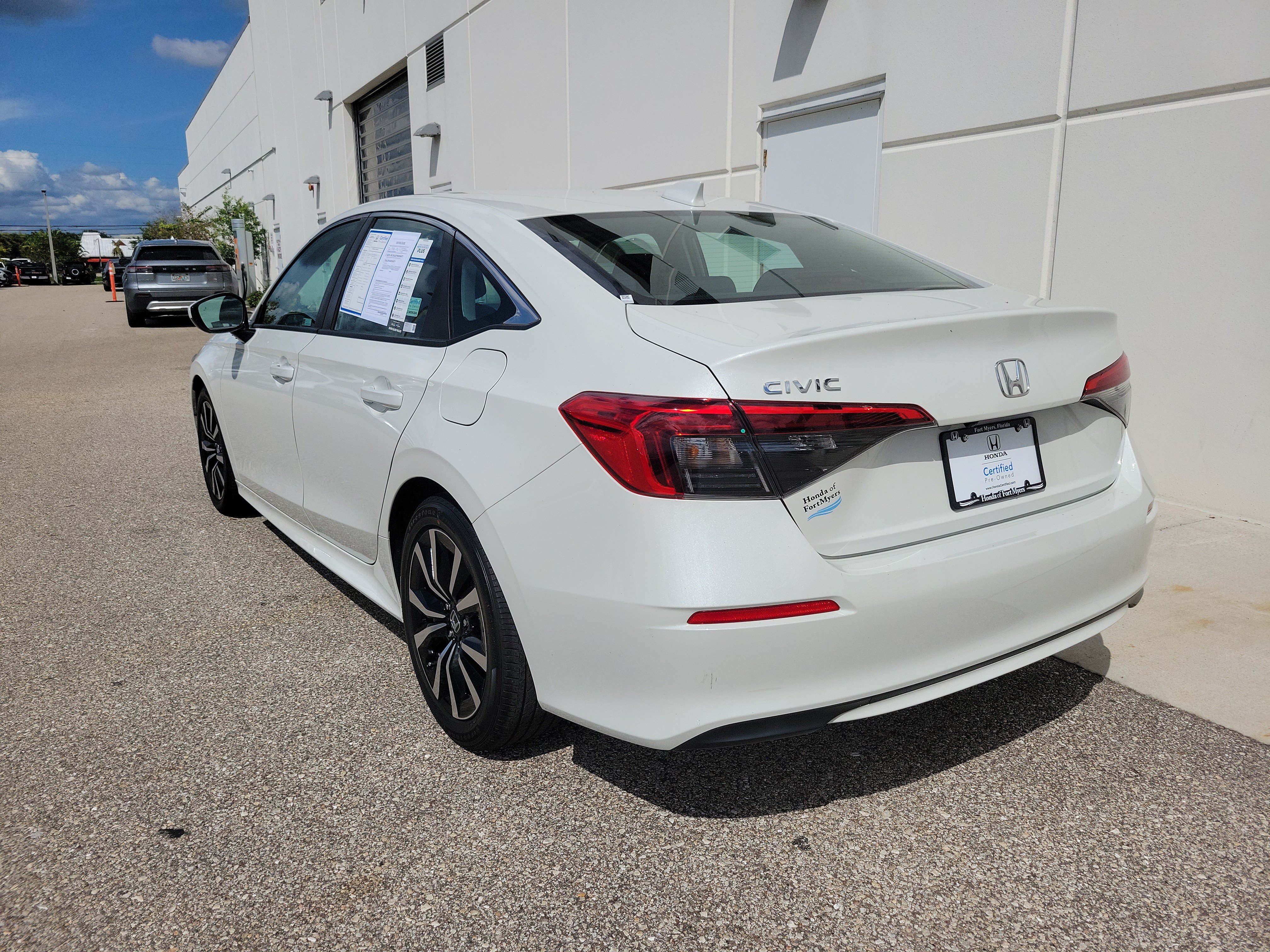 Used 2024 Honda Civic EX image 4