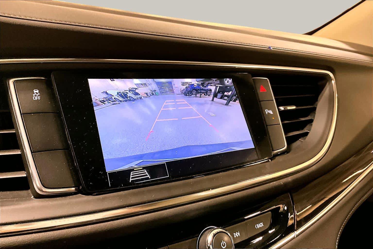 Used 2021 Buick Enclave Essence w/ Sound and Sites Package FWD image 31