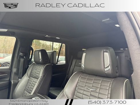 Used 2022 Cadillac Escalade Sport Platinum image 2