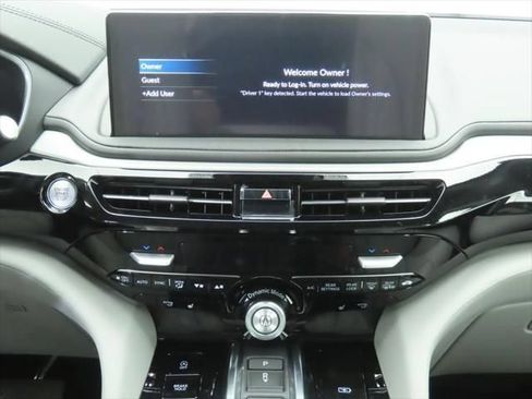 Used 2026 Acura MDX w/ Technology Package FWD image 15