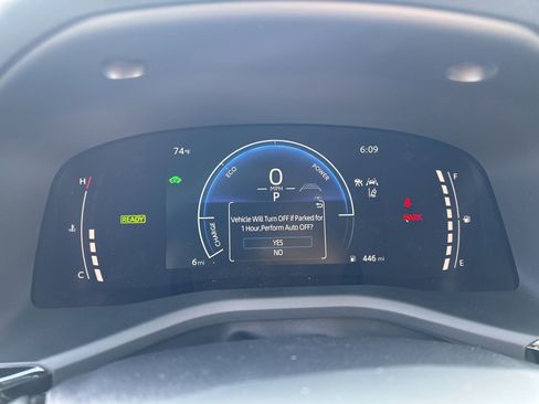 Used 2026 Toyota Camry SE image 11