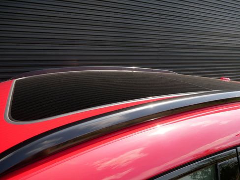 New 2025 Porsche Macan S image 23