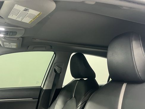 Used 2022 Toyota Camry XSE image 10