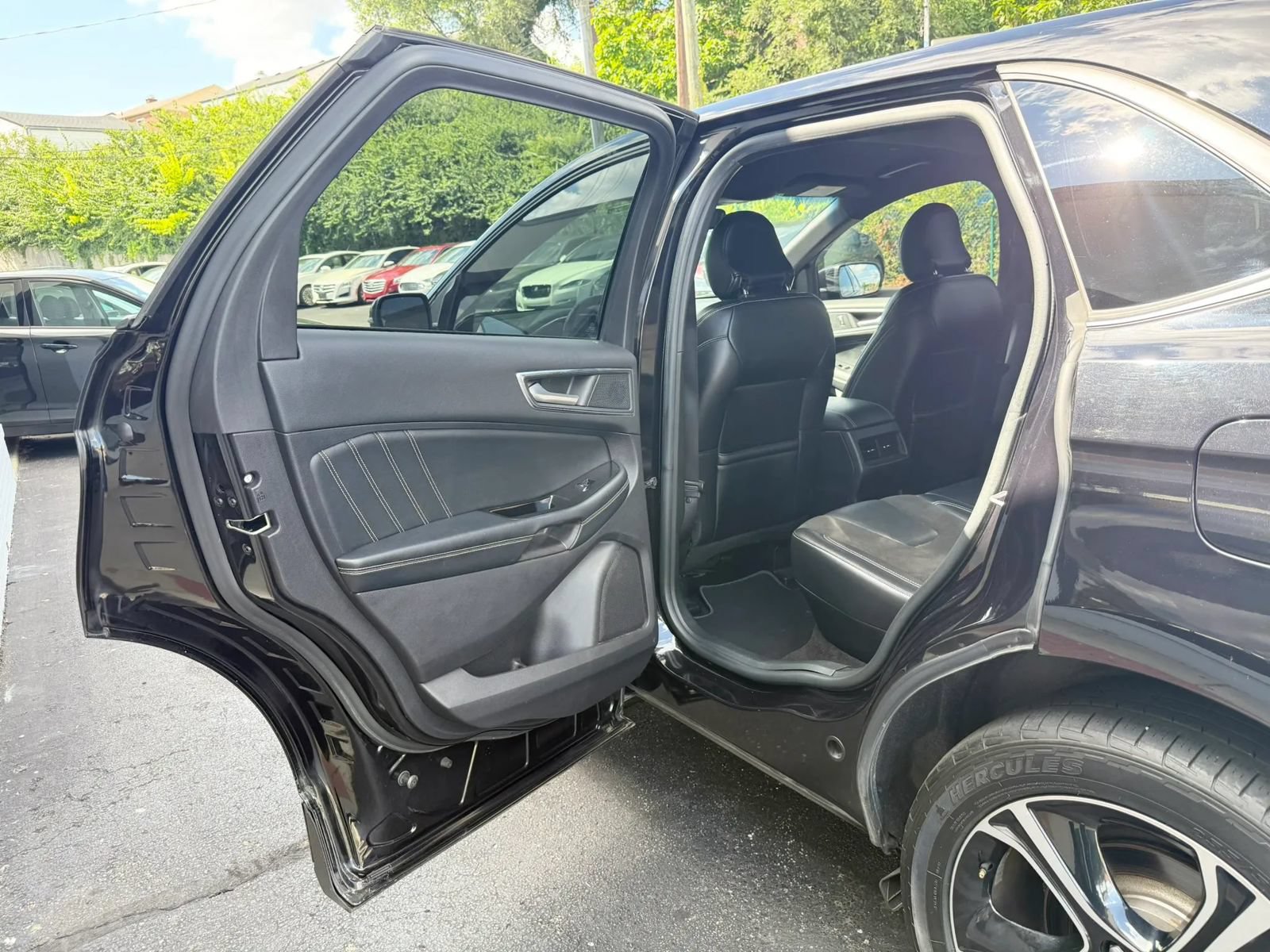 Used 2019 Ford Edge ST w/ Convenience Package AWD/4WD image 22
