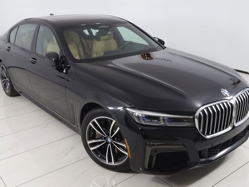 Used 2020 BMW 745e xDrive image 21