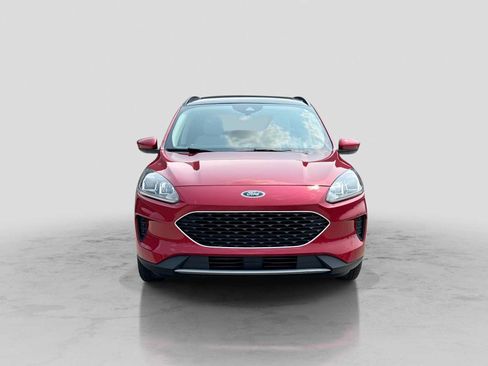 Certified 2020 Ford Escape SE FWD image 9