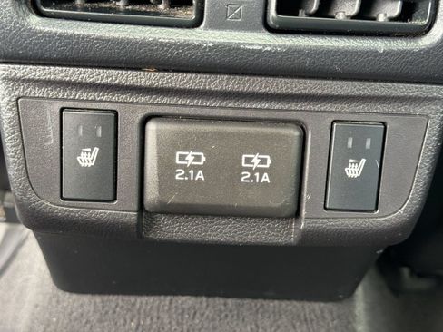 Used 2019 Subaru Outback 2.5i Limited AWD/4WD image 20