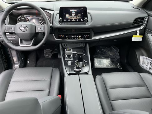 New 2026 Nissan Rogue SV image 17