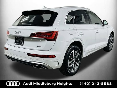 Certified 2023 Audi Q5 2.0T Premium w/ Convenience Package image 9