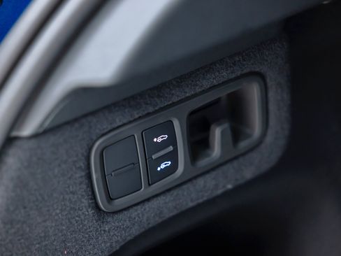 Used 2019 Lamborghini Urus image 78