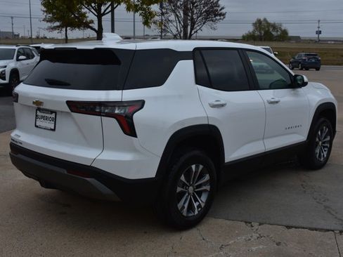 New 2026 Chevrolet Equinox LT image 5