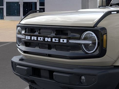 New 2025 Ford Bronco Outer Banks image 19