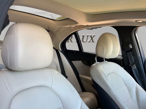 Used 2017 Mercedes-Benz C 300 Sedan image 14