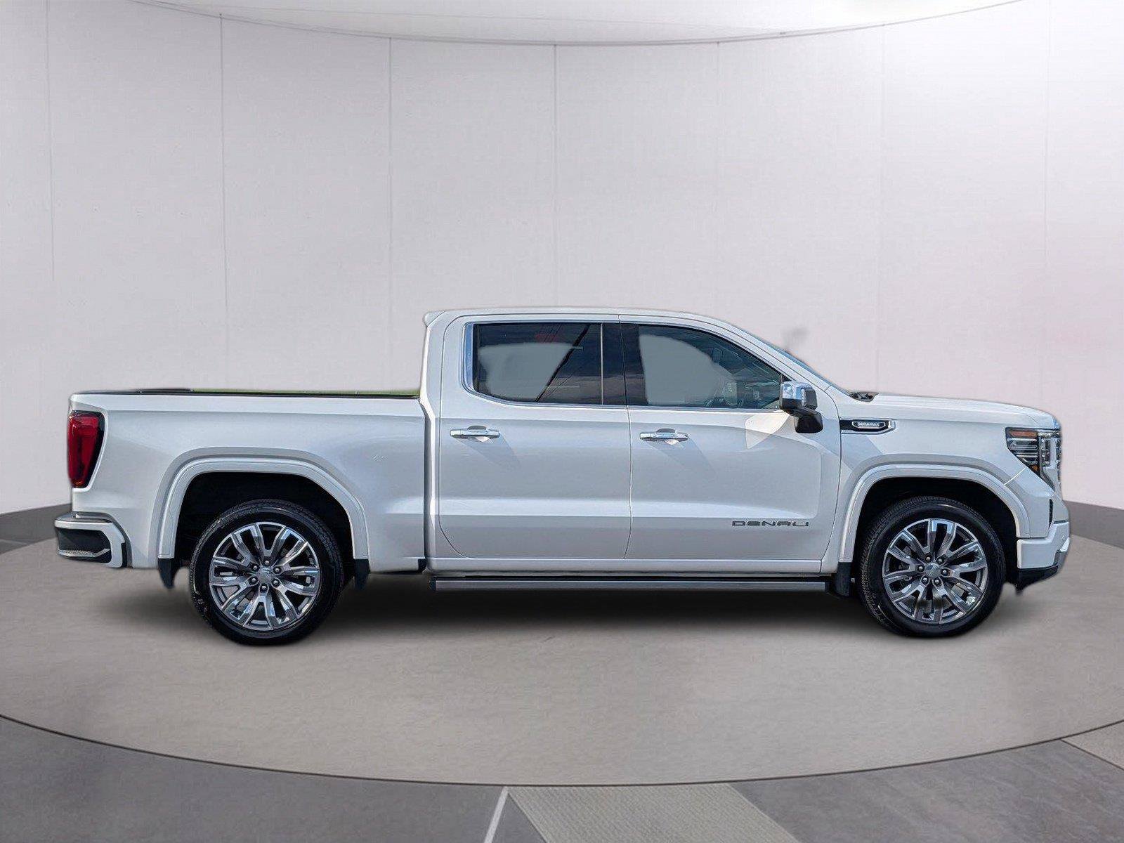 Certified 2024 GMC Sierra 1500 Denali w/ Denali Reserve Package AWD/4WD image 7