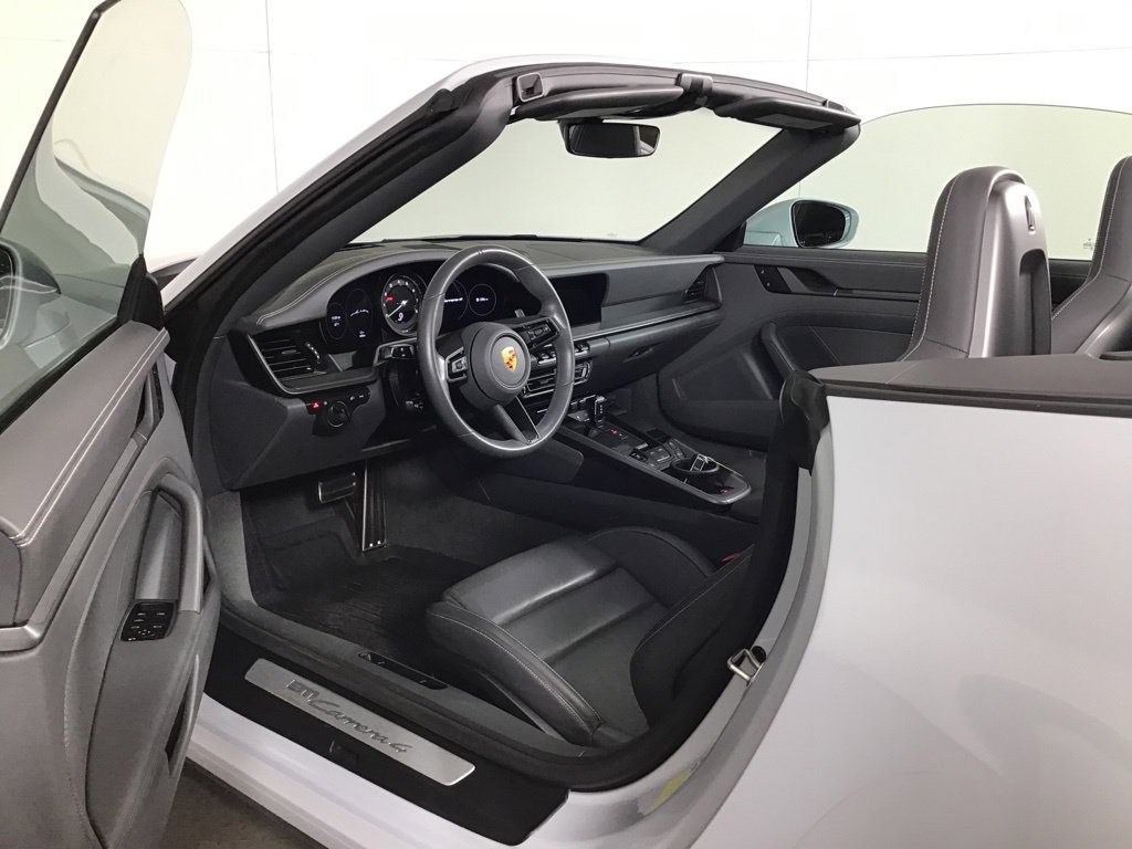 Certified 2023 Porsche 911 Carrera 4 AWD/4WD image 4