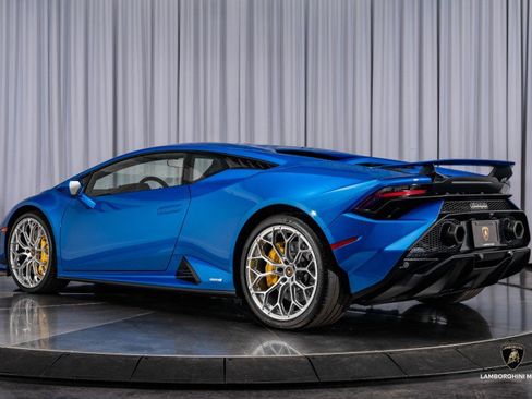 Used 2023 Lamborghini Huracan Tecnica image 13