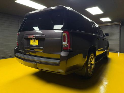 Used 2015 GMC Yukon XL SLT AWD/4WD image 6