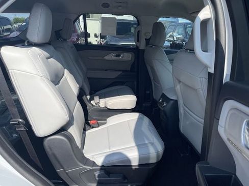 New 2026 Ford Explorer Active w/ Active Comfort Package AWD/4WD image 22