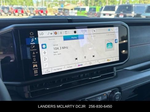 Used 2025 Jeep Wrangler Unlimited Rubicon w/ Safety Group AWD/4WD image 23