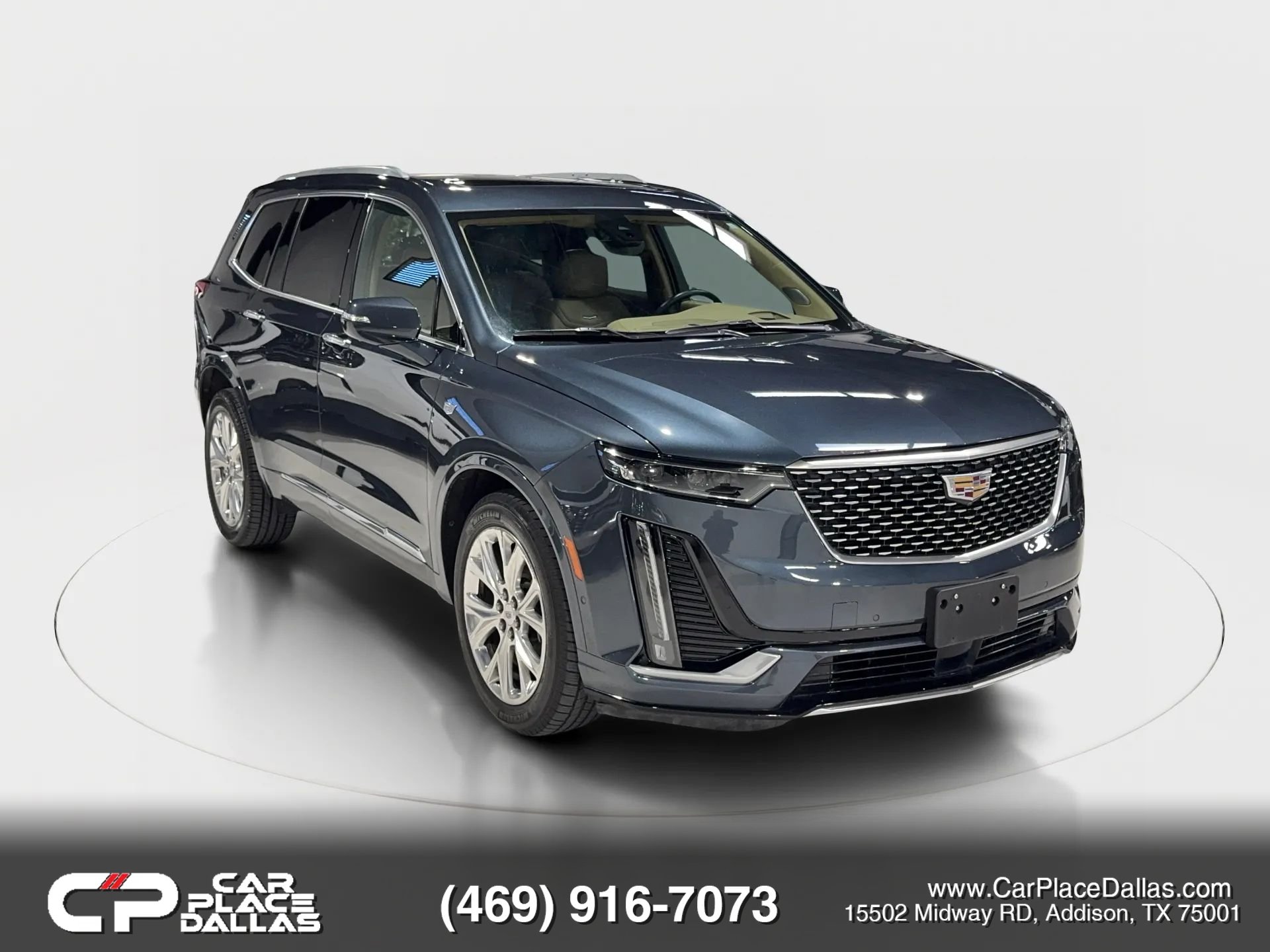 Used 2020 Cadillac XT6 Premium Luxury w/ Platinum Package AWD/4WD image 2