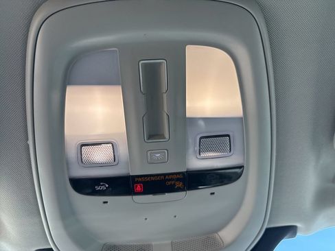 Certified 2023 Volvo XC90 B5 Core w/ Protection Package Premier AWD/4WD image 23