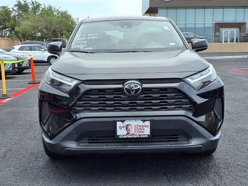 Used 2023 Toyota RAV4 LE FWD image 2