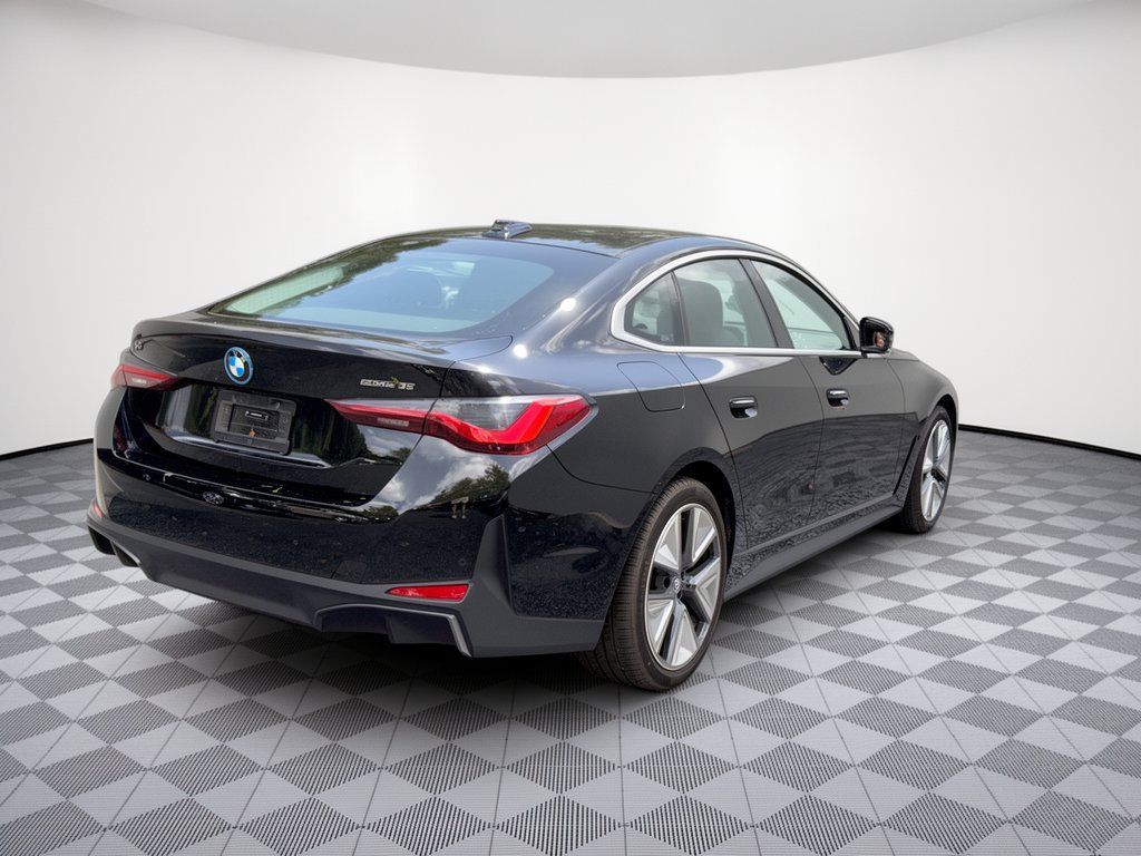 Used 2024 BMW i4 eDrive35 w/ Premium Package RWD image 9
