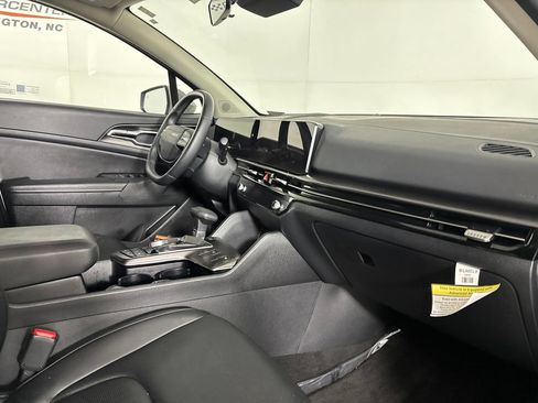 Used 2026 Kia Sportage EX w/ EX Panorama Roof Package FWD image 33