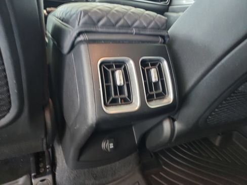 Used 2024 Kia Sorento LX FWD image 25
