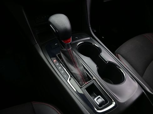 Used 2023 Chevrolet Equinox RS image 23