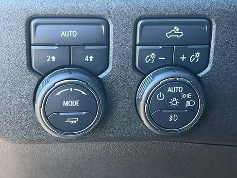 Used 2023 Chevrolet Silverado 1500 RST AWD/4WD image 21