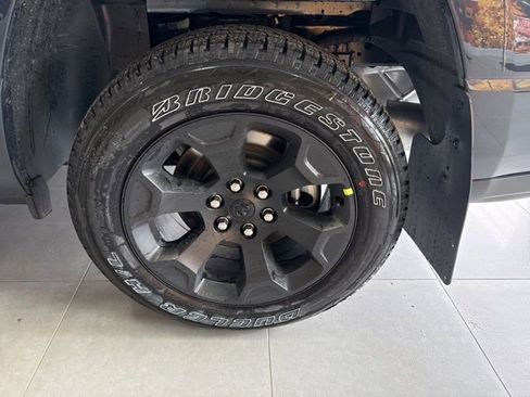New 2026 RAM 1500 Express AWD/4WD image 12