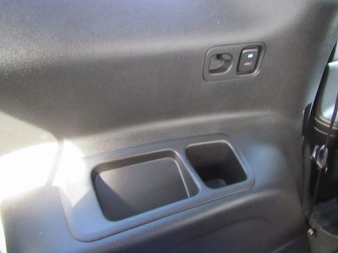 Used 2021 GMC Acadia Denali w/ Denali Technology Package image 32