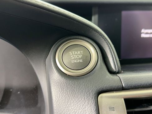 Used 2014 Lexus IS 250 image 26