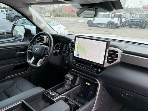 Used 2022 Toyota Tundra Limited image 16